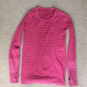 Lululemon longsleeve shirt